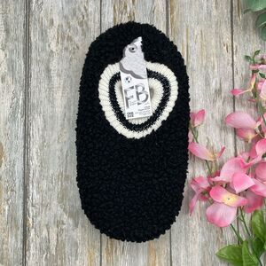 Women's Fuzzy Babba Slipper Socks Faux Fur Shoe Size 7-9.5